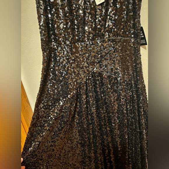 NWT Express Sequin Party Dress - NYE ready! - Picture 4 of 7